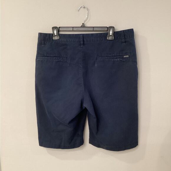 Volcom Men’s Navy Chino Shorts in Size 34 Preloved. - Picture 3 of 5
